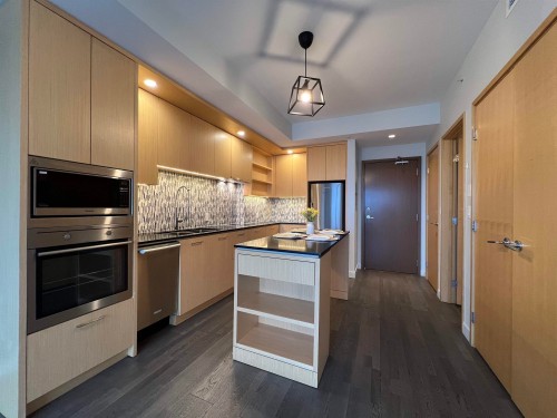 3204-13495 Central Avenue  Surrey, BC V3T 0K2