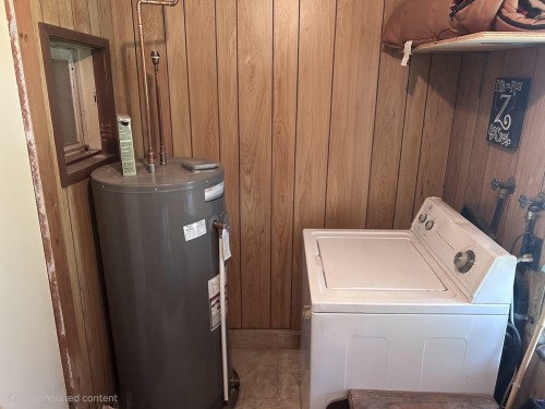 27165 29 Avenue, Langley, BC - Indoor Photo Showing Laundry Room