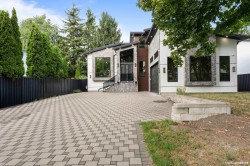 18339 63 Avenue Surrey, BC V3S 8B1