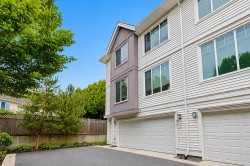 10-8033 166b Street Surrey, BC V4N 0G7