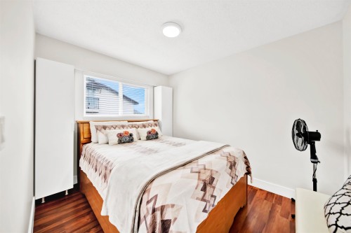 7681 115 Street, Delta, BC - Indoor Photo Showing Bedroom