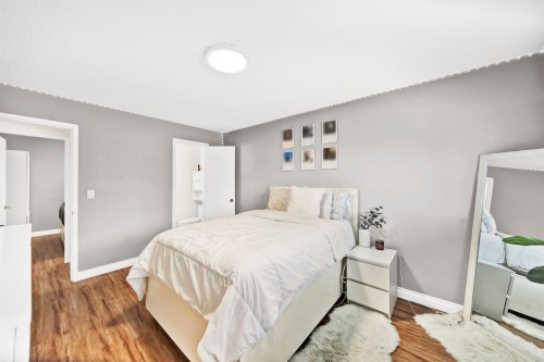 7681 115 Street, Delta, BC - Indoor Photo Showing Bedroom