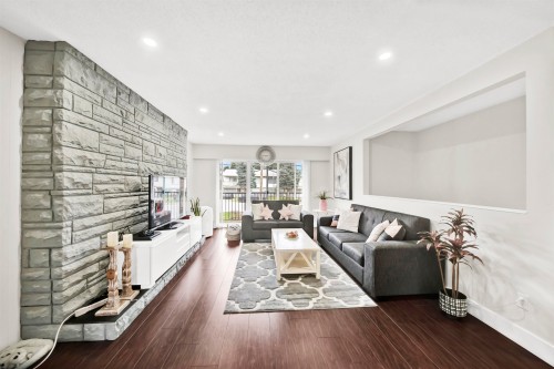 7681 115 Street, Delta, BC - Indoor