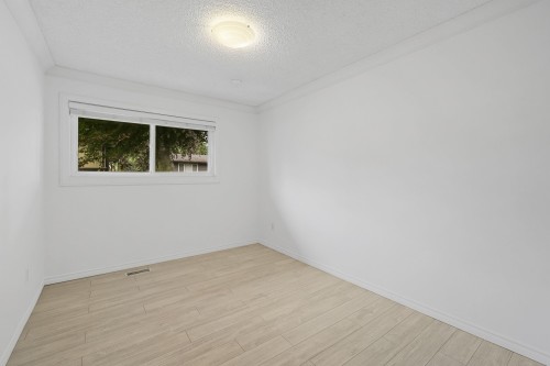 10421 Santa Monica Drive, Delta, BC - Indoor Photo Showing Other Room