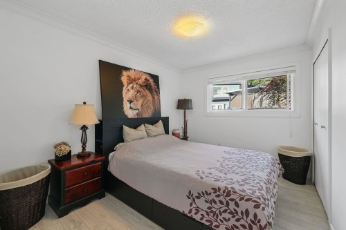 10421 Santa Monica Drive, Delta, BC - Indoor Photo Showing Bedroom