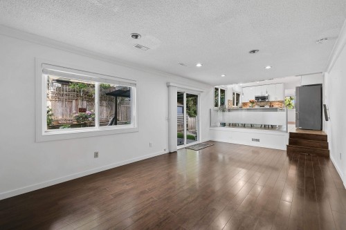 10421 Santa Monica Drive, Delta, BC - Indoor