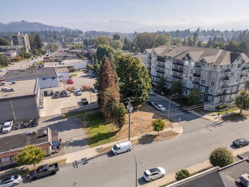 2612 Bourquin Crescent E, Abbotsford, BC 