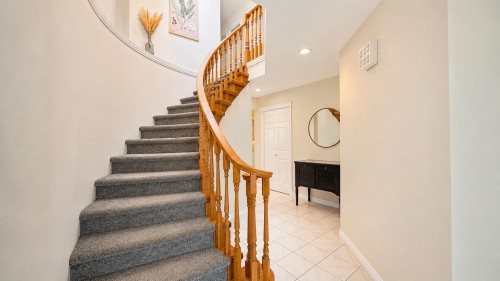 3017 Glendale Place, Abbotsford, BC - Indoor Photo Showing Other Room