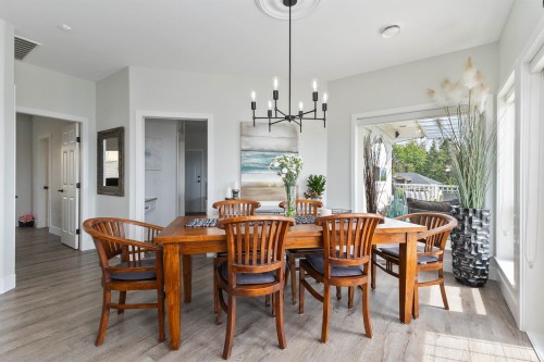 2764 St Moritz Way, Abbotsford, BC - Indoor Photo Showing Dining Room