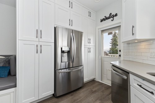 2764 St Moritz Way, Abbotsford, BC - Indoor Photo Showing Kitchen