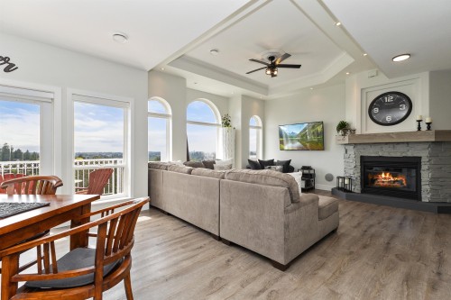 2764 St Moritz Way, Abbotsford, BC - Indoor Photo Showing Living Room With Fireplace