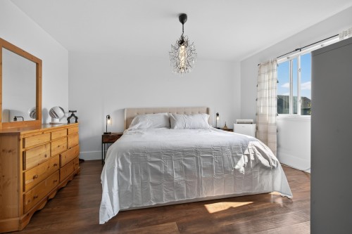 4337 Callaghan Crescent, Abbotsford, BC - Indoor Photo Showing Bedroom
