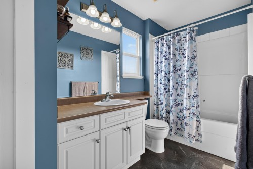 4337 Callaghan Crescent, Abbotsford, BC - Indoor Photo Showing Bathroom