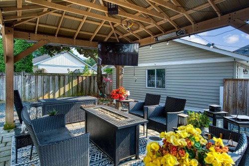 4337 Callaghan Crescent, Abbotsford, BC - Outdoor With Deck Patio Veranda With Exterior