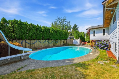 9146 118 Street, Delta, BC - Outdoor With In Ground Pool With Backyard