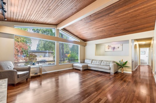 6457 Summit Crescent, Delta, BC - Indoor Photo Showing Other Room