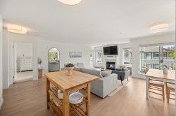 309-15272 20 Avenue  Surrey, BC V4A 2A3