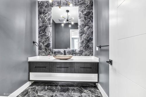 26668 Fraser Highway, Langley, BC - Indoor Photo Showing Bathroom
