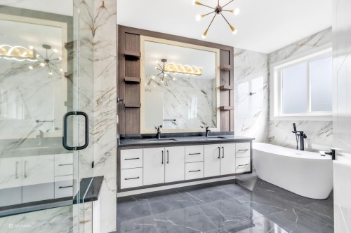 26668 Fraser Highway, Langley, BC - Indoor Photo Showing Bathroom