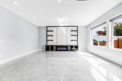 26668 Fraser Highway, Langley, BC - Indoor Photo Showing Other Room