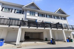 11-27735 Roundhouse Drive Abbotsford, BC V4X 0B9