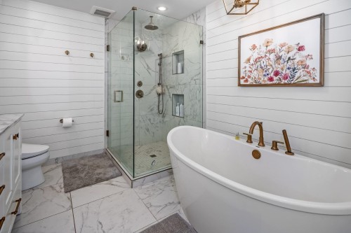 9194 Wright Street, Langley, BC - Indoor Photo Showing Bathroom