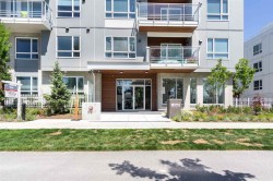111-13963 105 Boulevard Surrey, BC V3T 0M9