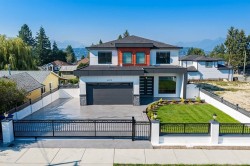 13979 113 Avenue Surrey, BC V3R 2K2