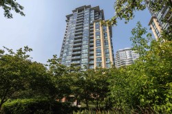 404-13380 108th Avenue Surrey, BC V3T 0E7