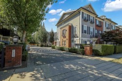81-7233 189 Street Surrey, BC V4N 5Y8