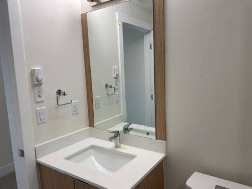 416-6950 Nicholson Road, Delta, BC - Indoor Photo Showing Bathroom