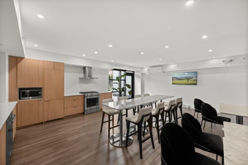 416-6950 Nicholson Road, Delta, BC - Indoor