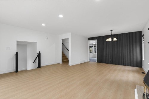 2359 Harper Drive, Abbotsford, BC - Indoor Photo Showing Other Room