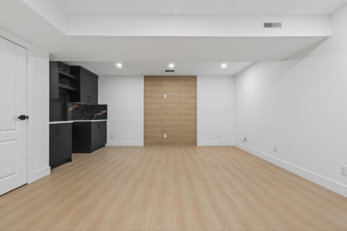 2359 Harper Drive, Abbotsford, BC - Indoor Photo Showing Other Room