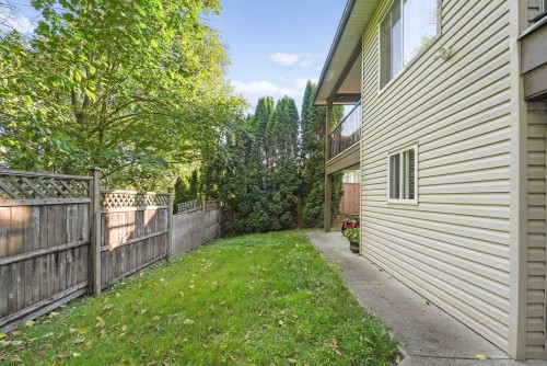 8032 Melburn Drive, Mission, BC - Outdoor