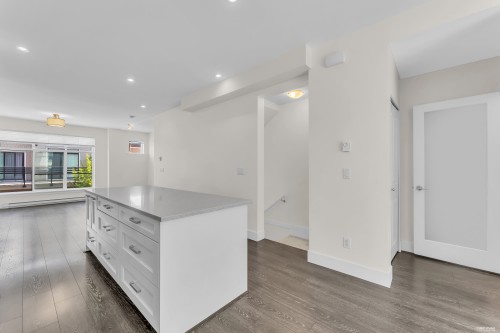 11-9989 Barnston Drive E, Surrey, BC - Indoor