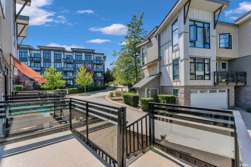 11-9989 Barnston Drive E, Surrey, BC - Outdoor