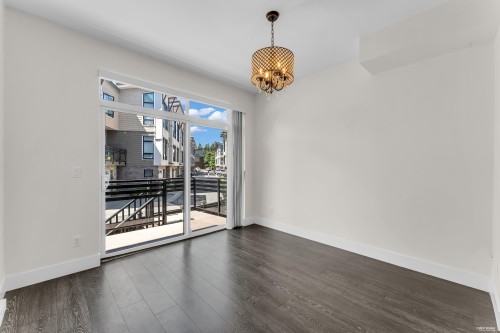 11-9989 Barnston Drive E, Surrey, BC - Indoor Photo Showing Other Room