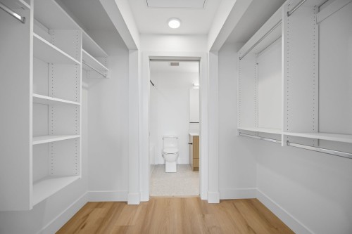 507-20769 Fraser Highway, Langley, BC - Indoor With Storage