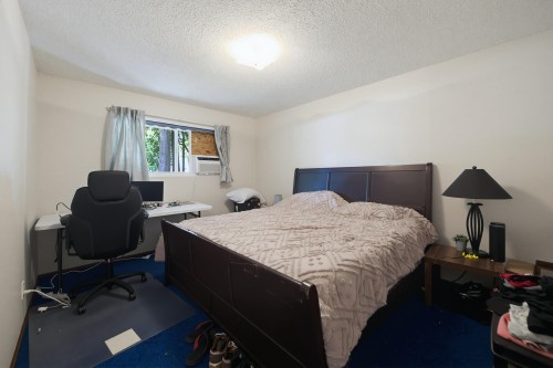 20441 94B Avenue, Langley, BC - Indoor Photo Showing Bedroom