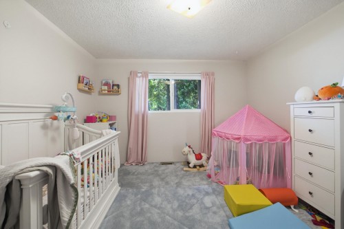 20441 94B Avenue, Langley, BC - Indoor Photo Showing Bedroom