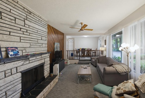 20441 94B Avenue, Langley, BC - Indoor Photo Showing Living Room With Fireplace