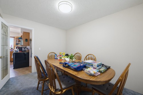 20441 94B Avenue, Langley, BC - Indoor Photo Showing Dining Room