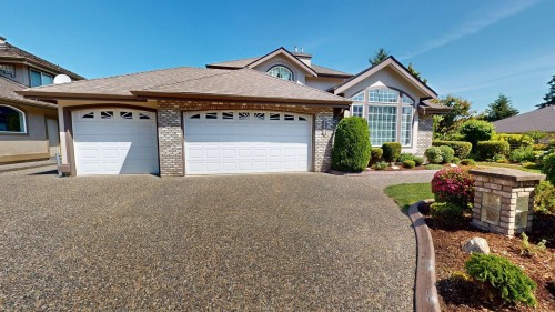 32767 Chilcotin Drive  Abbotsford, BC V2T 5S5