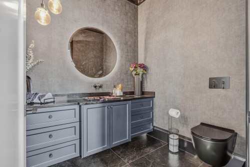 26607 64 Avenue, Langley, BC - Indoor Photo Showing Bathroom