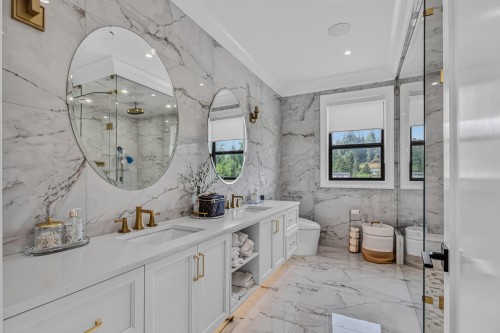 26607 64 Avenue, Langley, BC - Indoor Photo Showing Bathroom