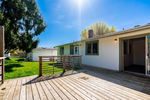 15405 Semiahmoo Avenue, White Rock, BC - Outdoor With Deck Patio Veranda With Exterior