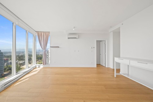 3003-13438 Central Avenue, Surrey, BC - Indoor Photo Showing Other Room