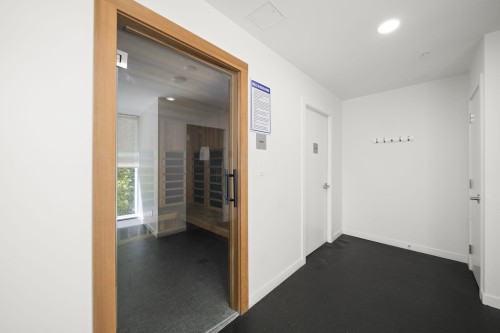 3003-13438 Central Avenue, Surrey, BC - Indoor Photo Showing Other Room