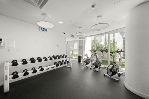 3003-13438 Central Avenue, Surrey, BC - Indoor Photo Showing Gym Room